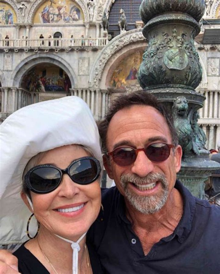 Annie Potts And Husband Steven Hartley: Exploring Their Love Story