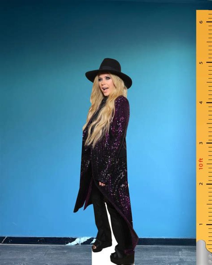 Avril Lavigne: A Pop Punk Icon