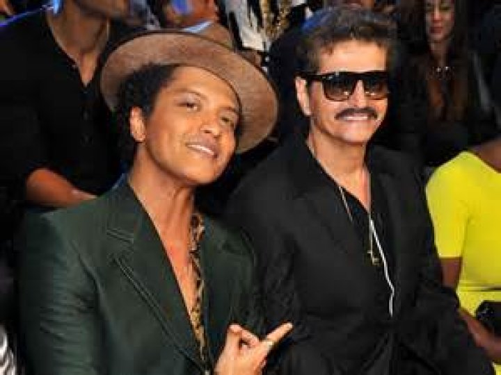 Bruno Mars's Parents - Uncovering Their Cultural Heritage