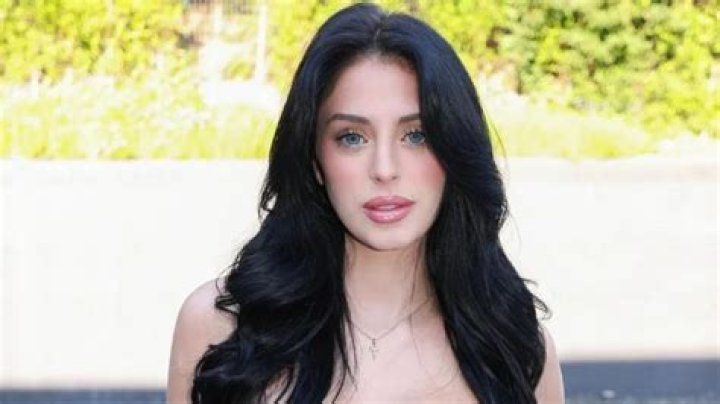 Camila Arajo Leaked Photos And Videos Surface Online