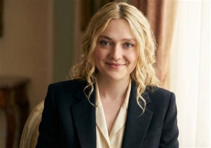 Dakota Fanning's Current Relationship Status: A Spotlight Into Her Dating Life