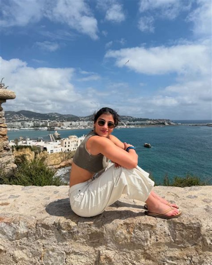 Discover Sara Saffari's Age: An Exclusive Look Behind The Scenes