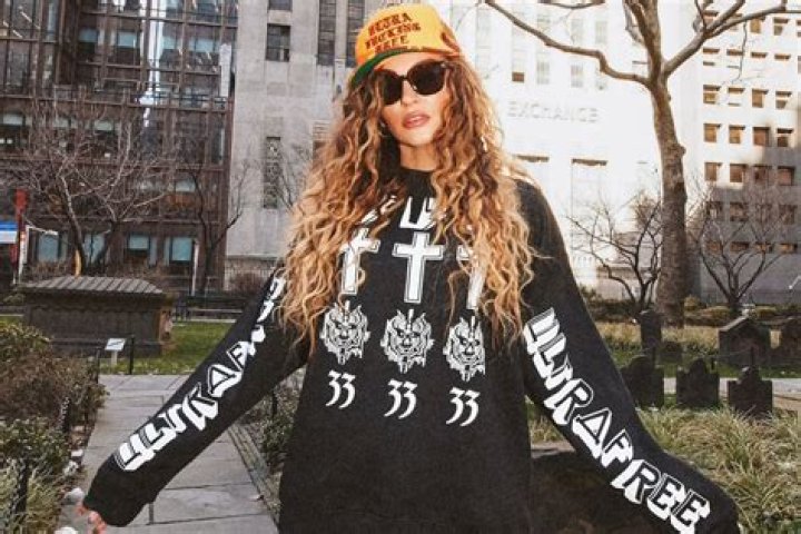 Drea De Matteo's Mysterious Beau Revealed