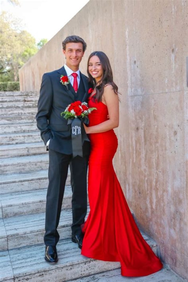 Enchanting Prom Couples: Radiate In Red Dresses