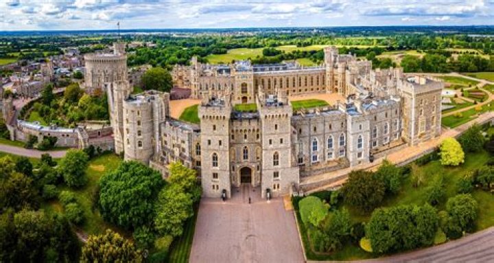 Explore The Majestic El Cid Castle: A Historical And Architectural Gem