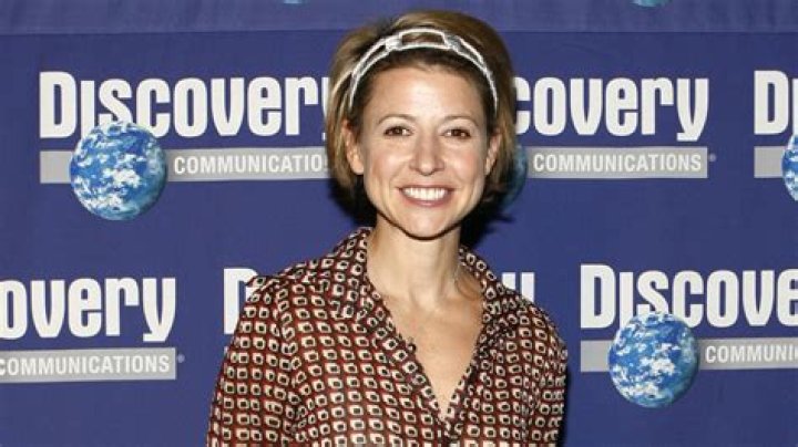 Exploring The Family Life Of Samantha Brown