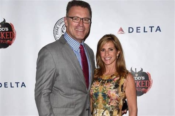 Howie Long Net Worth
