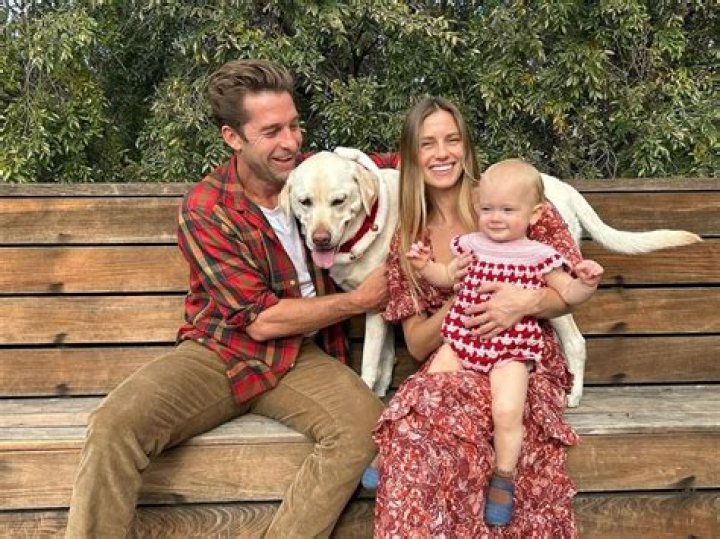 Is Louis Hofmann Married? The Love Life Of The German Actor