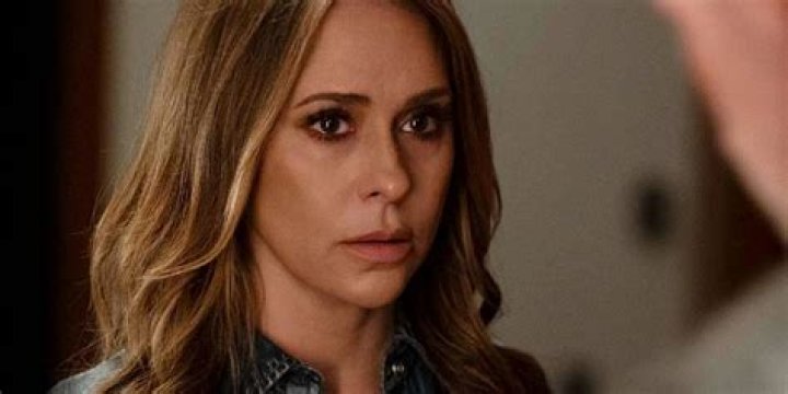 Jennifer Love Hewitt Expecting During '911' Season 5