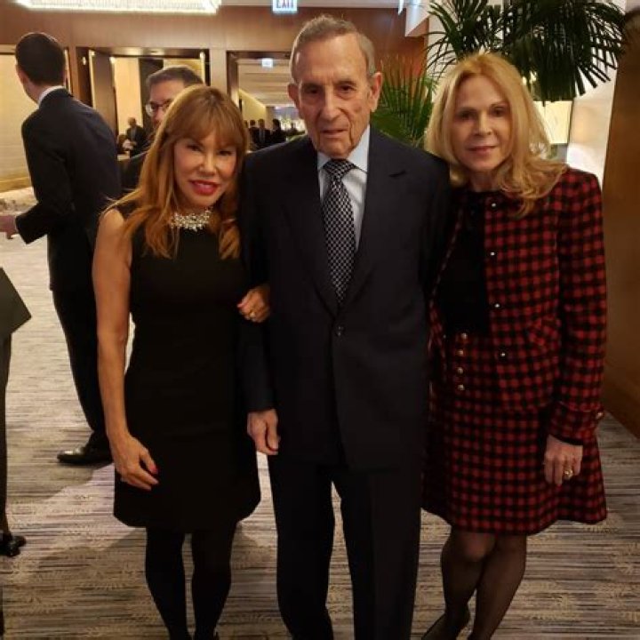 Lori Greiner Parents