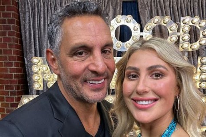 Meet The Stars: Emma Slater And Mauricio Ochmann