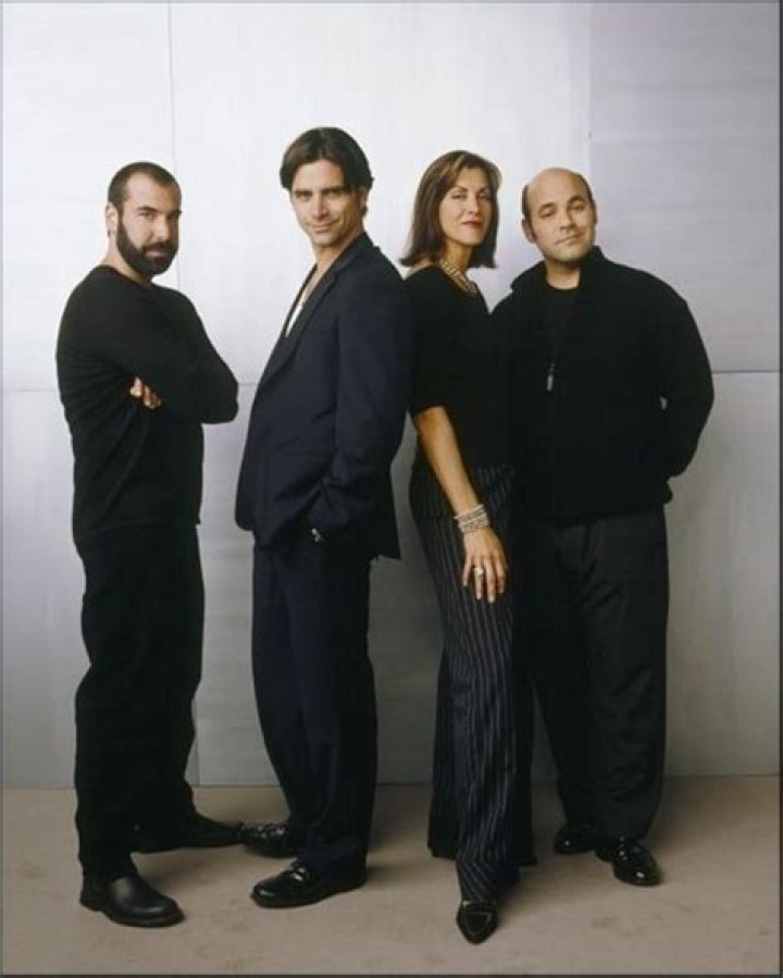 Rick Hoffman Height