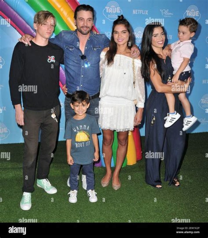 Skeet Ulrich's Kids: Meet His Children!