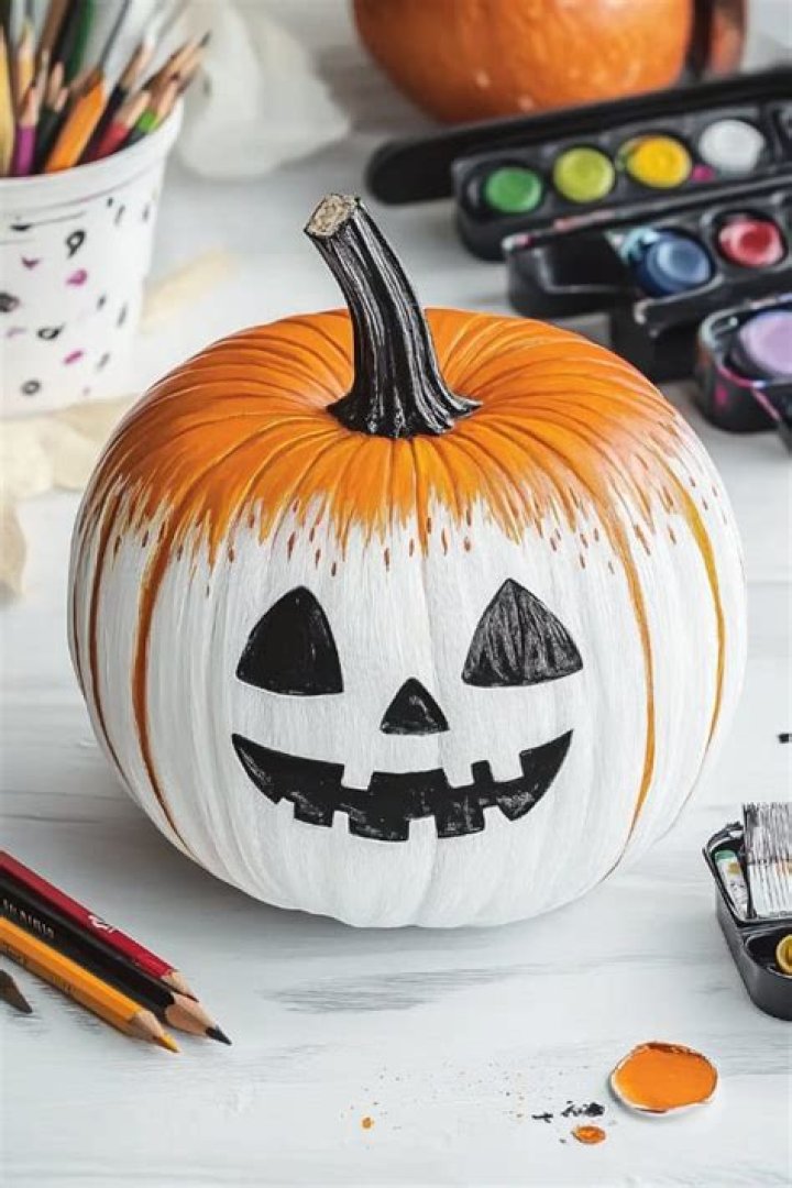 Stunning Pineapple Pumpkin Painting Ideas To Elevate Your Fall Decor
