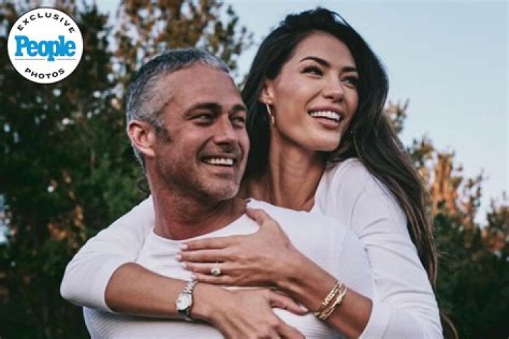 Taylor Kinney Wife 2022