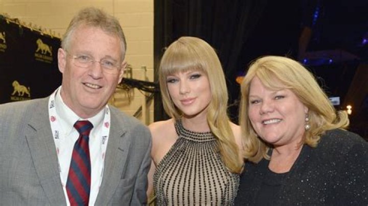 The Latest On The Reunion Rumors Of Scott And Andrea Swift