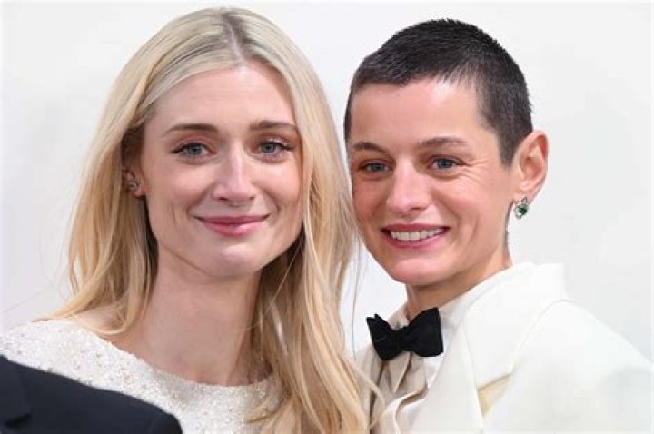 Unveiling Elizabeth Debicki's Towering Height: A Journey Of Discovery
