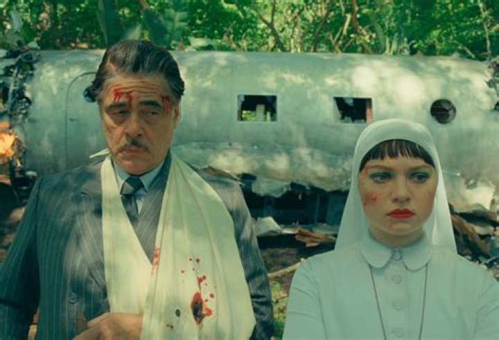 Unveiling Mia Threapleton: A Hollywood Legacy Explored