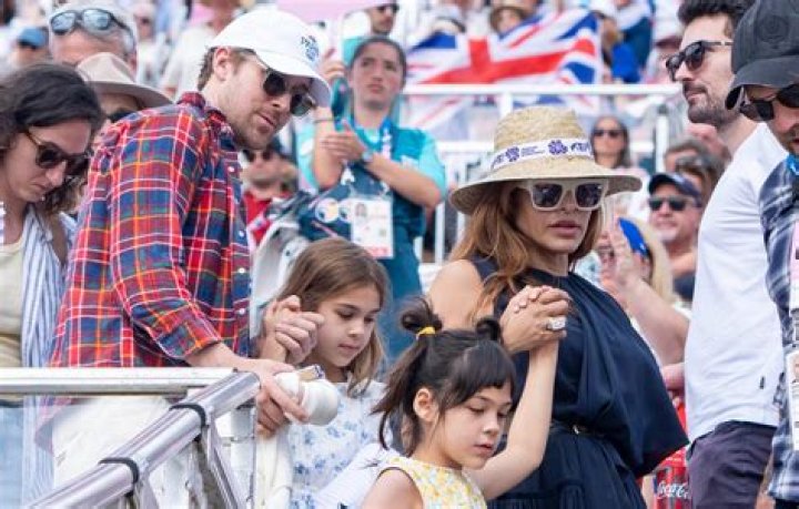 Who Is Ryan Gosling's Brother? | An Inside Look At The Gosling Family